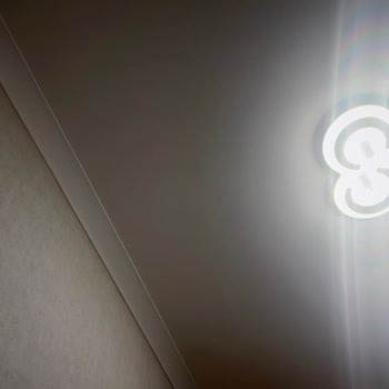 Macbook Air M2 Kamera Sorunu: Işık Huzmesi Geçmiyor