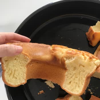 Beko Fırın Pişirme Sorunları: Kekler Ya Çiğ Kalıyor Ya Sönüyor