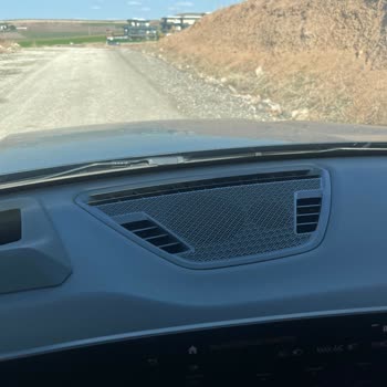 Yarım Kalan Yol Çilesi: İlgisizlik Ve Belirsizlik