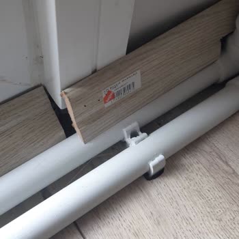 Koçtaş'ta Parke Montajında Kötü İşçilik Sorunu