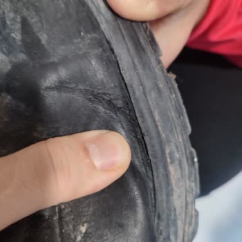 YDS Boots'tan Aldığım Botlar Sorunlu Ve Destek Yetersiz!