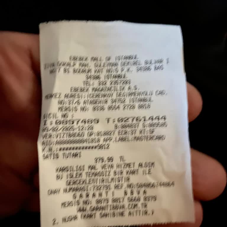 Ebebek'te Sıra Karmaşası Ve Saygısızlık