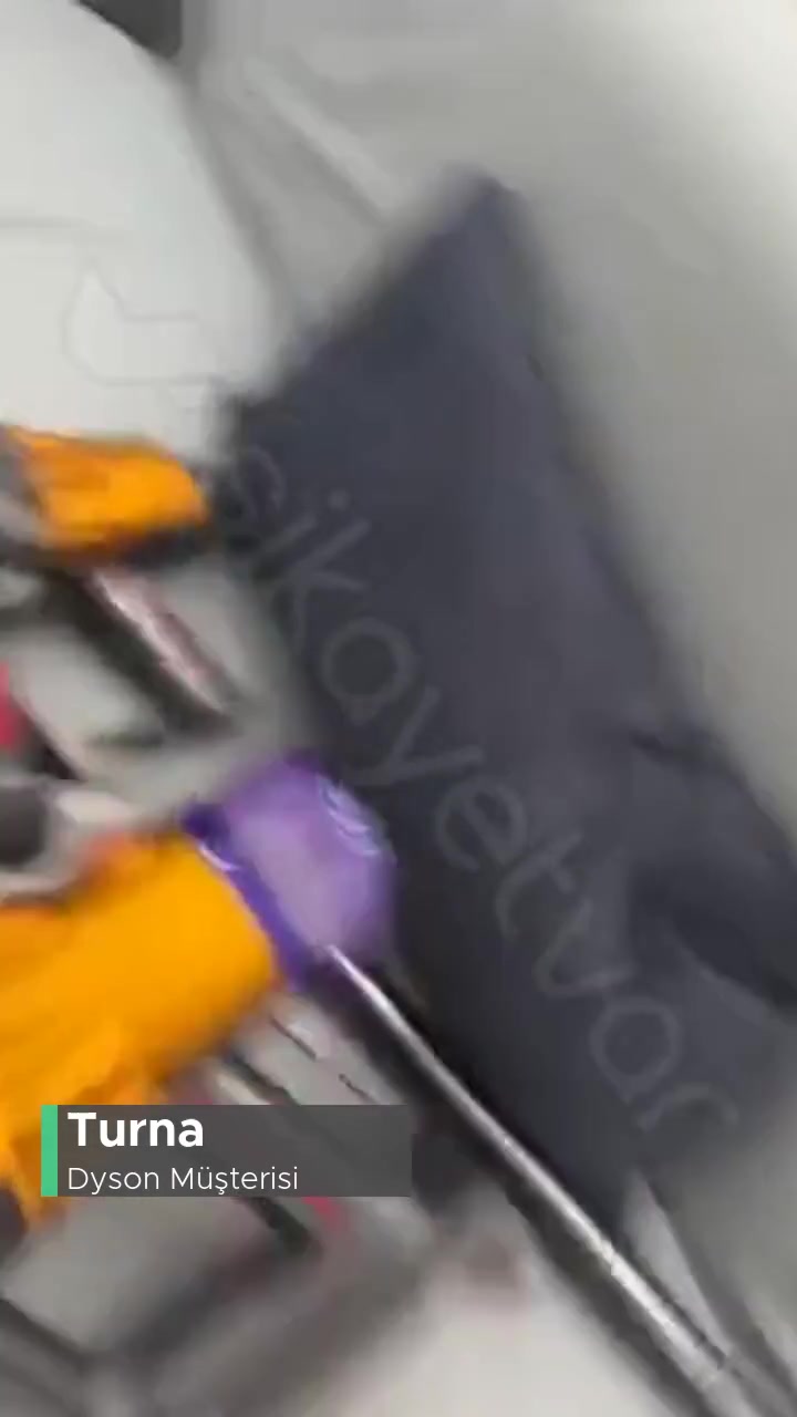 Dyson Süpürge Beni Hayattan Soğuttu! videonun kapak resmi
