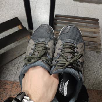 Skechers Ayakkabımın Yanı Açıldı Hakkım Yeniyor