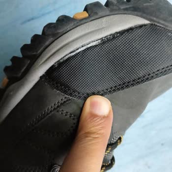 Skechers Botlarda Kalite Sorunu