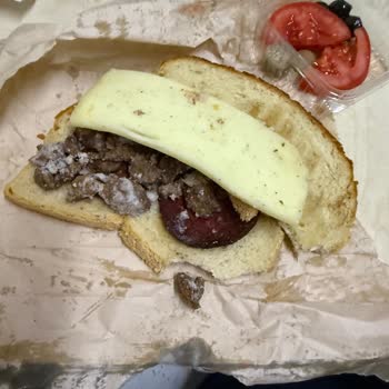 Köfteci Yusuf'tan Gelen Hayal Kırıklığı: Tost Macerası