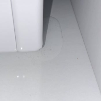 Yeni Alınan Kurutma Makinesi Su Sızdırıyor