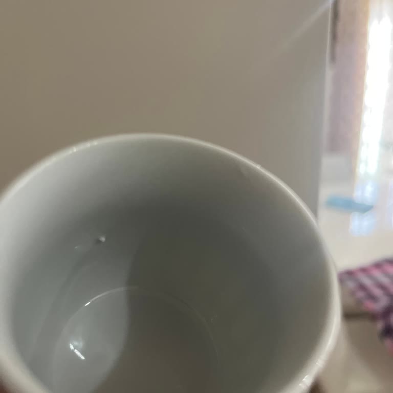 Defolu Fincan Takımı Ve Zorlaştırılan İade Süreci