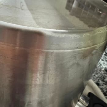 Fissler Düdüklü Tencere: İlk Kullanımda Kararma Ve Çizik Sorunu