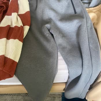 CV Fashion | @CV. Fashionn