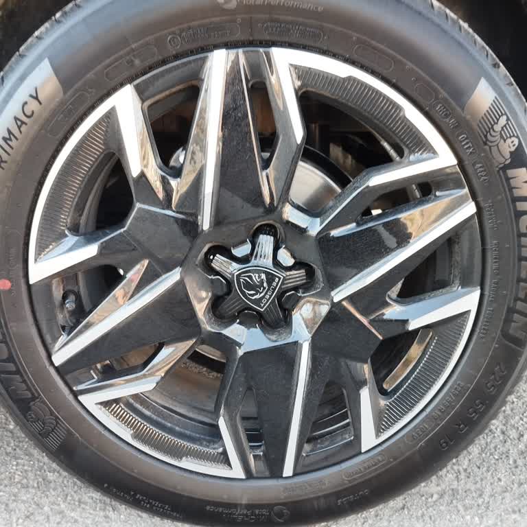 Peugeot 3008 Lastik Sorunu Ve Bayi İlgisizliği