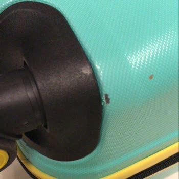 Defolu Valiz Ve Kargo Sorunu