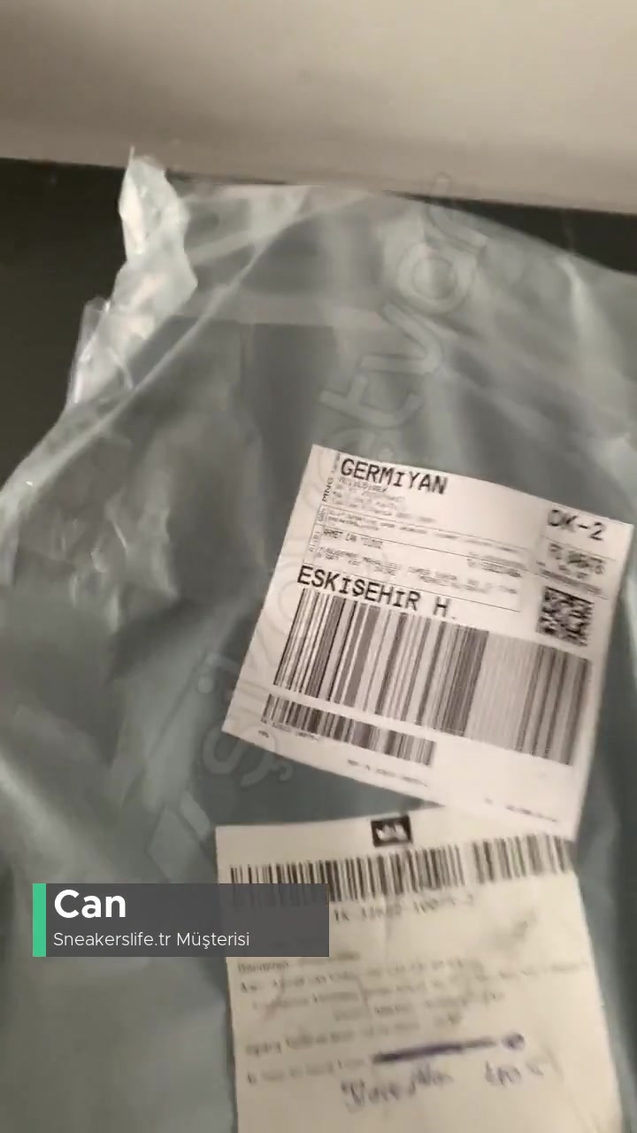 Sneakerslife.tr  Sahte Ayakkabı Yollamış! videonun kapak resmi