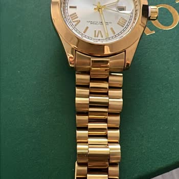 @The.Luxury.Watchx Alakasız Ürün Gönderdi