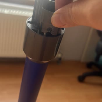 Dyson V11 Sürekli Duruyor Ve Müşteri Hizmetleri Cevap Vermiyor