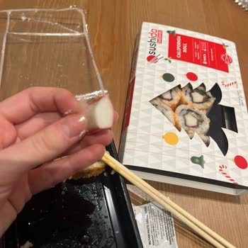 Dikkatsiz Paketleme: Jelatinli Sushi