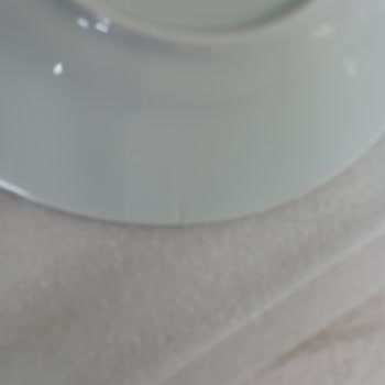 Kütahya Porselen Yemek Takımında Kusurlu Tatlı Tabağı