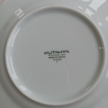 Kütahya Porselen Yemek Takımında Kusurlu Tatlı Tabağı