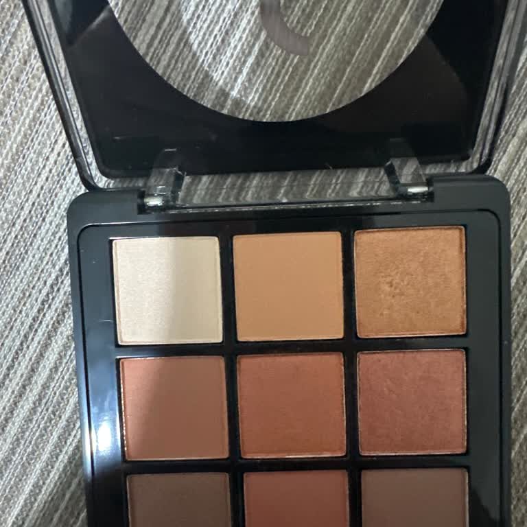 Flormar Göz Farı Paleti: Renk Vermeyen Hayal Kırıklığı