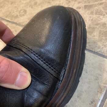 Ayakkabının 2,5 Ayda Dağılması