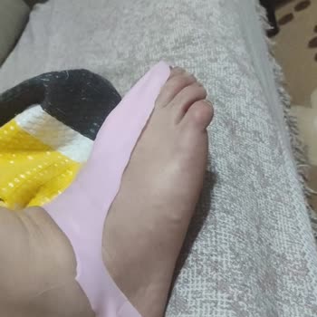 Silikon Çoraplar İlk Giyimde Parçalandı