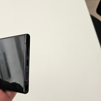 Samsung Galaxy S23 Ultra: Suya Dayanıklılık Ve Kullanıcı Deneyimi Hayal Kırıklığı