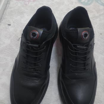 Derimod Ayakkabılarının Çorap Yırtma Sorunu