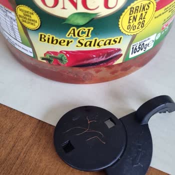 Öncü Marka Biber Salçasında Sağlık Tehdidi: Kum Ve Kıl Sorunu