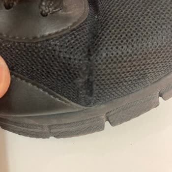 Hummel Ayakkabılarda Üretim Hatası Ve İlgisiz Müşteri Hizmetleri