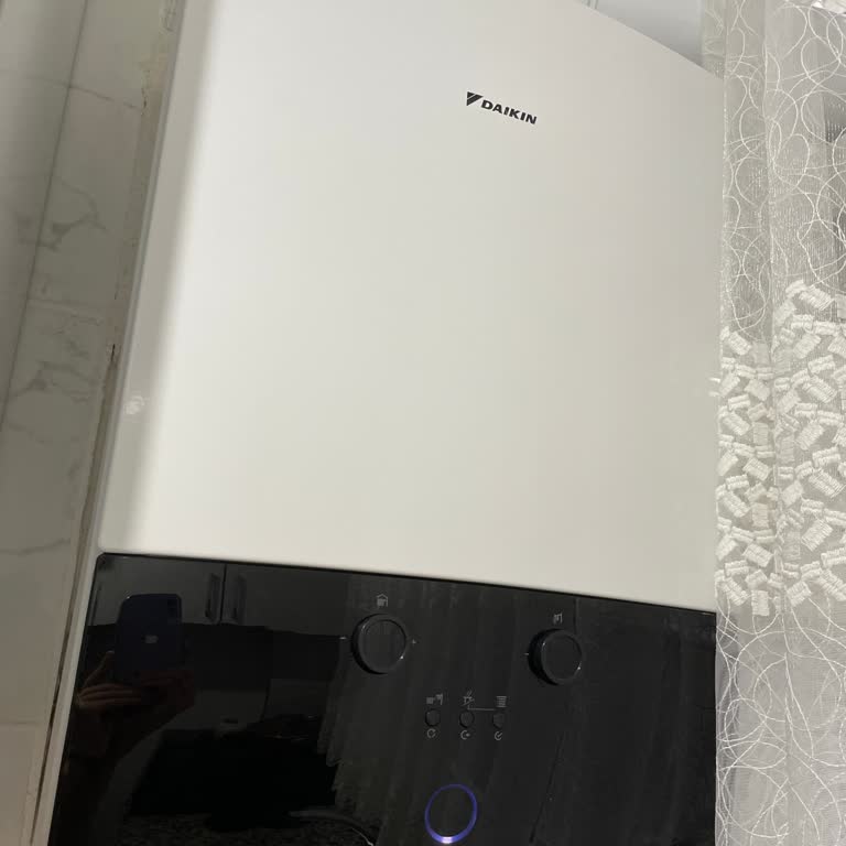 Fragwürdige Servicegebühr für Daikin Premix NDJ 24 KW