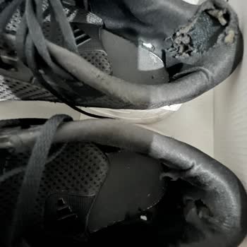 Adidas Kısa Sürede Yıpranan Ayakkabı Ve Garanti Sorunu