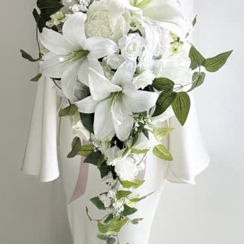 Yanıltıcı Çiçek Siparişi Ve İletişim Sorunları