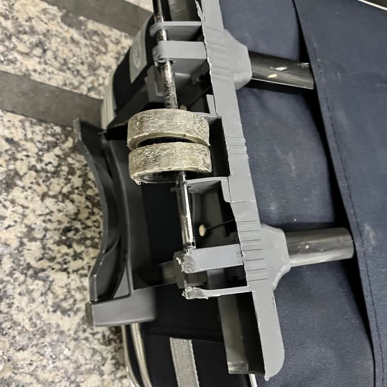 Valizimin Tekerlekleri Parçalandı, Yolculuk Kabusa Döndü