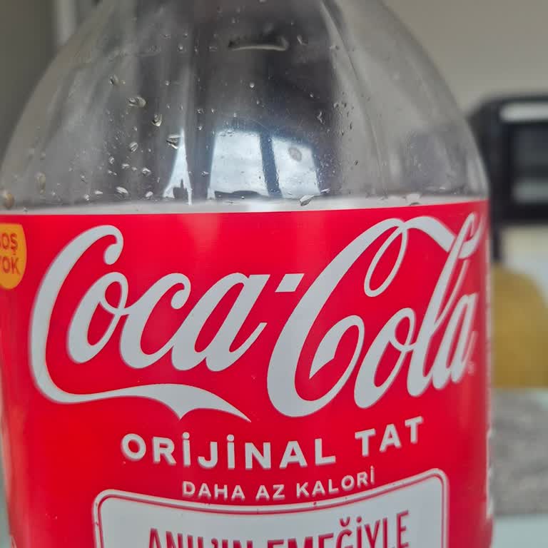 Coca-Cola'da Mazot Kokusu Şoku!