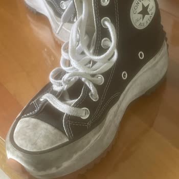 Kullanıcı Hatası İddiasıyla Reddedilen Ayakkabı Şikayeti