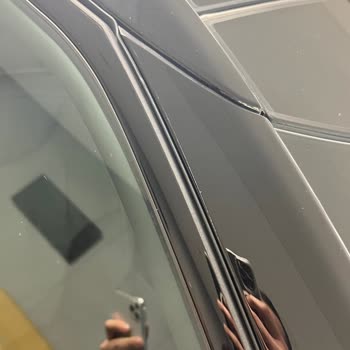 Yeni Araçta Çizik Ve Boya Kusuru: Bayi Müdüründen Çözüm Yok