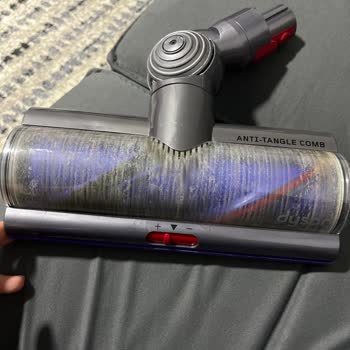 Dyson Halı Başlığını Temizleyemiyorum!