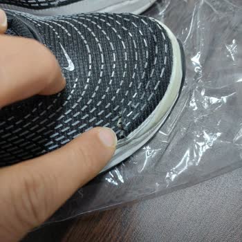 Nike Ayakkabılarında Beklenmedik Yırtılma Sorunu