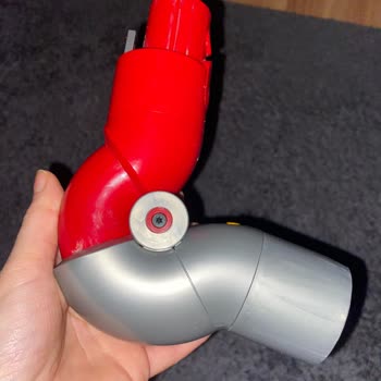 Dyson V15 Süpürge Borusu Sallanma Ve Ses Sorunu