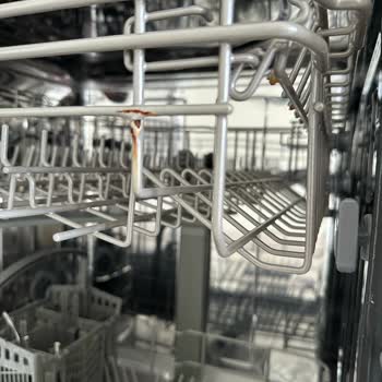 Paslanan Sepetler Ve Yüksek Servis Ücreti