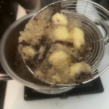 Porsi10 Mini Churros Gurme Ürünü Yağın İçinde Dağıldı