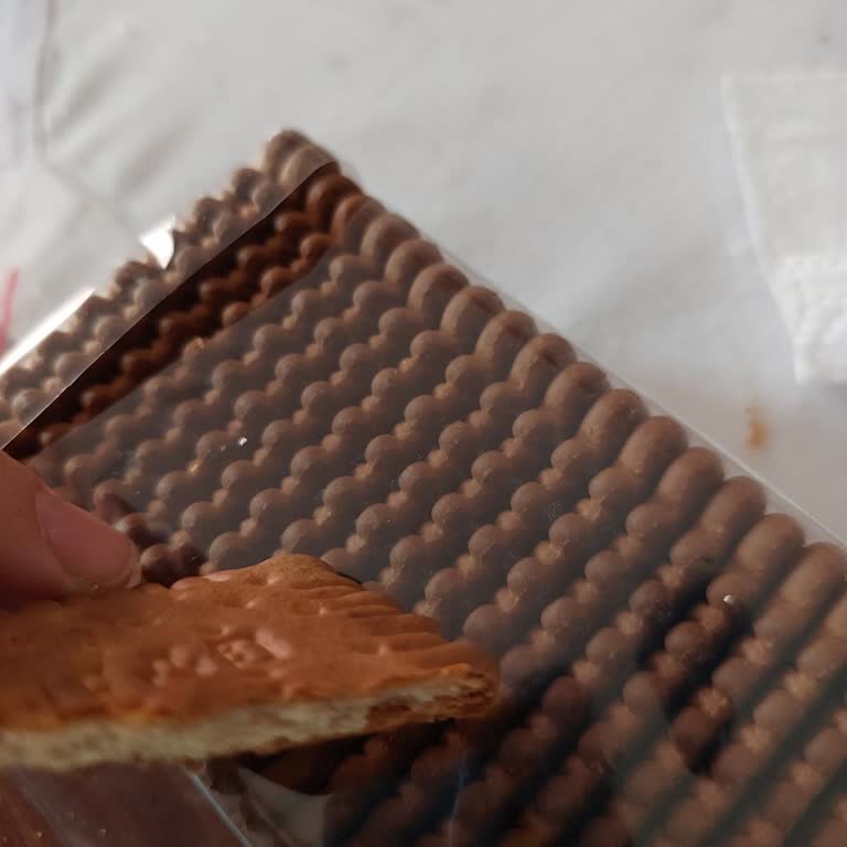 Yanık Bisküvi Şoku: Eti'nin Kalitesine Yakışmadı!