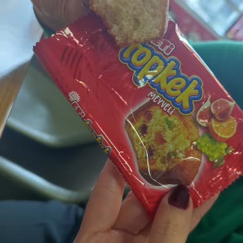 Meyveli Topkek'te Meyve Yok!