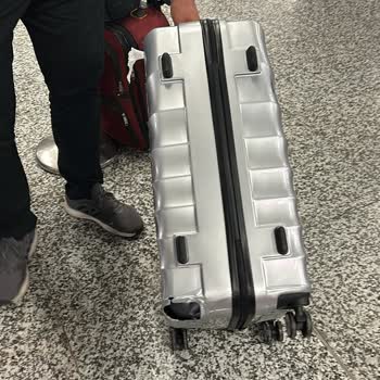 Air Albania İle Bagaj Hasarı Ve İletişimsizlik Sorunu