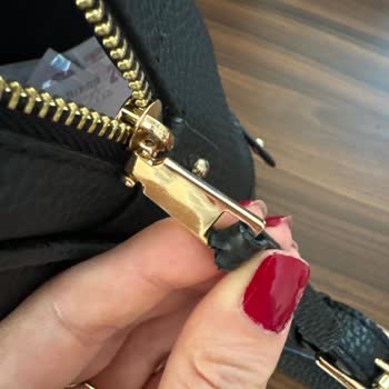 Kalitesiz Çanta Ve İlgisiz Müşteri Hizmetleri