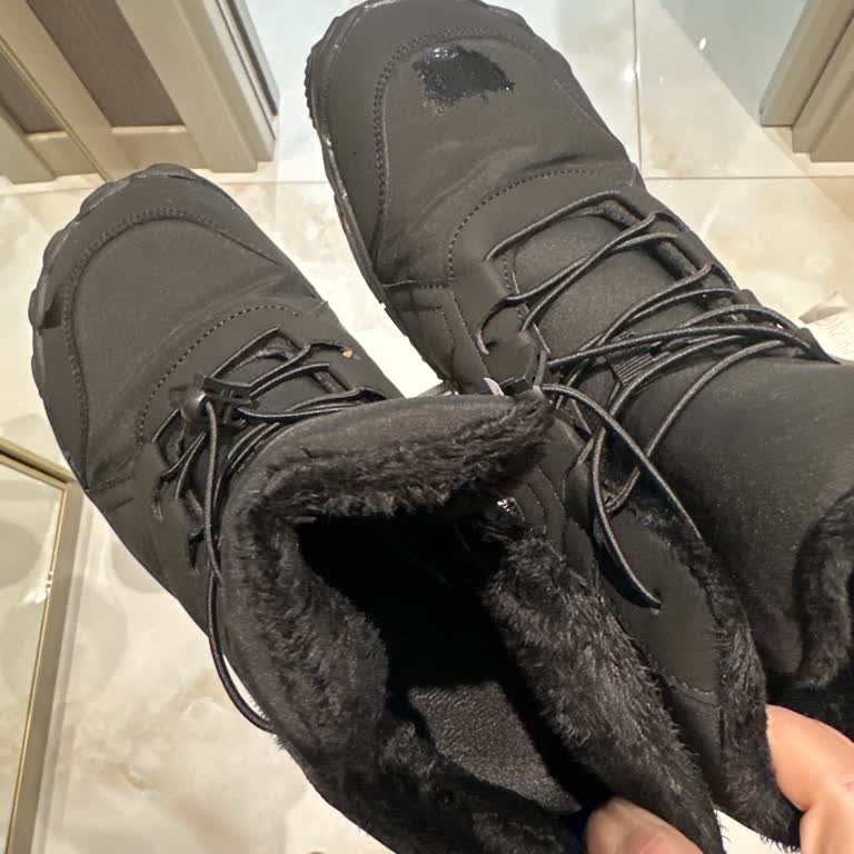 The Lootz Su Geçirmezlik Vaadiyle Gelen Hayal Kırıklığı Ve Artan Ağrılar!