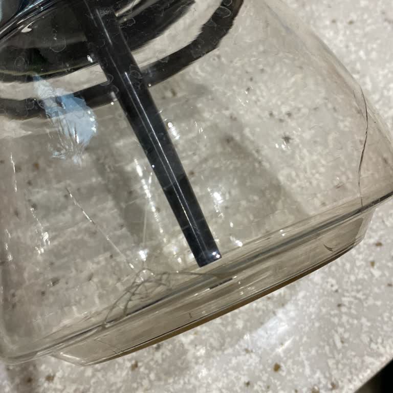 Philips Filtre Kahve Makinesi: Kalitesiz Malzeme Sorunu