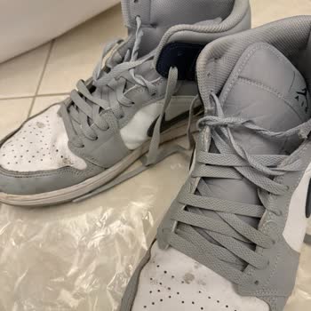 Sneaks Up'ta Sürekli Sorun Yaşayan Ayakkabılar
