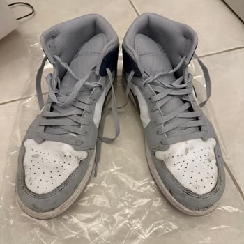 Sneaks Up'ta Sürekli Sorun Yaşayan Ayakkabılar