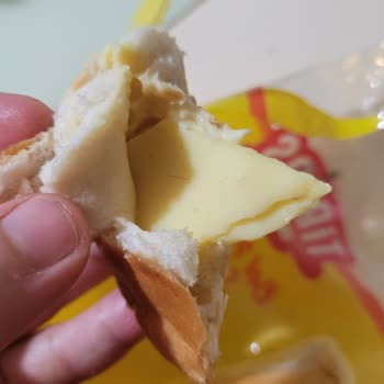 Sandviçten Çıkan İstenmeyen Sürpriz